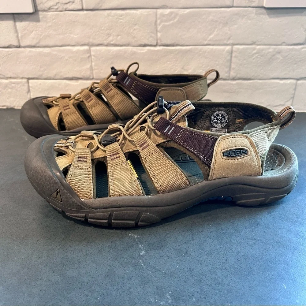 Keen sz 12 men’s Brown Outdoor Sandals